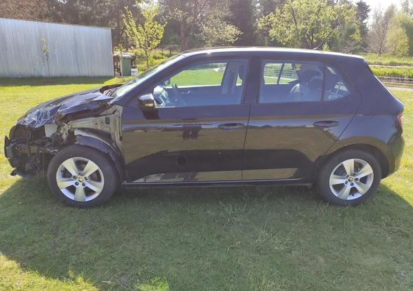 Skoda Fabia cena 34500 przebieg: 31000, rok produkcji 2021 z Nowy Dwór Gdański małe 667